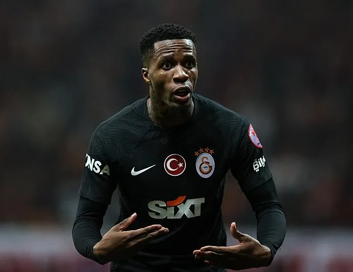 Zaha&Tete parasına futbol dersi