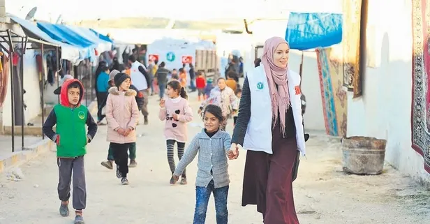 Gamze Özçelik herkesin sesi oldu: Katil İsrail’in Gazze’deki katliamına destek çıkan Azra Kohen'e sert tepki!