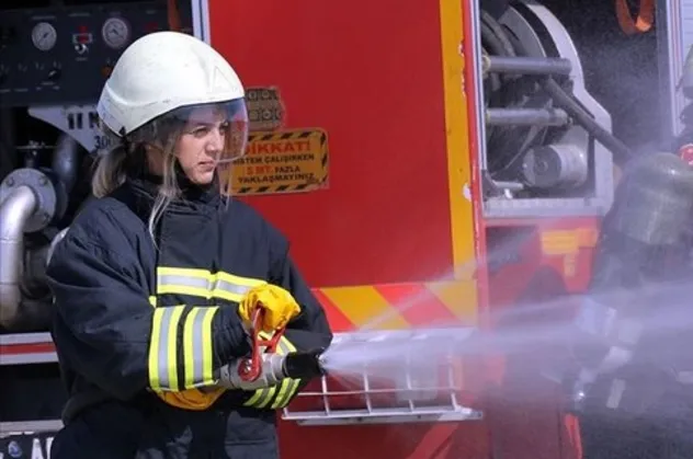 Kahramanmaraş Büyükşehir Belediyesi 12 itfaiye eri alacak