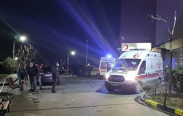 SON DAKİKA: Manisa'da polise alçak saldırı! Pompalı tüfekle ateş açıldı: 3 polis yaralı-3