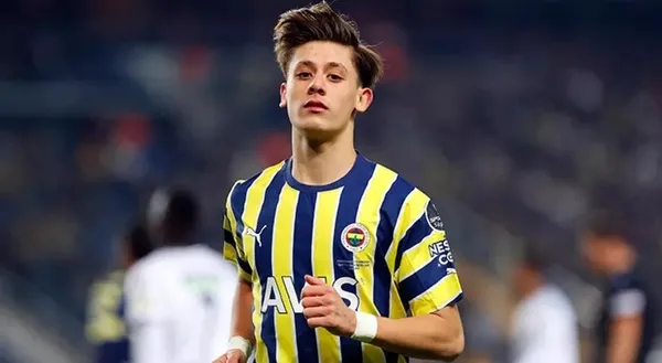 arda-guler-seferberligi-175-milyon-euroluk-teklif-konusuluyor-1686868872467.jpeg Arda Güler seferberliği! Fenerbahçe genç yıldızla ilgili büyük panikte: 17.5 milyon Euro'luk teklif konuşuluyor...-4