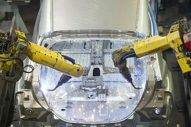 Ford Motor'dan ABD’deki fabrikalarda üretime devam kararı