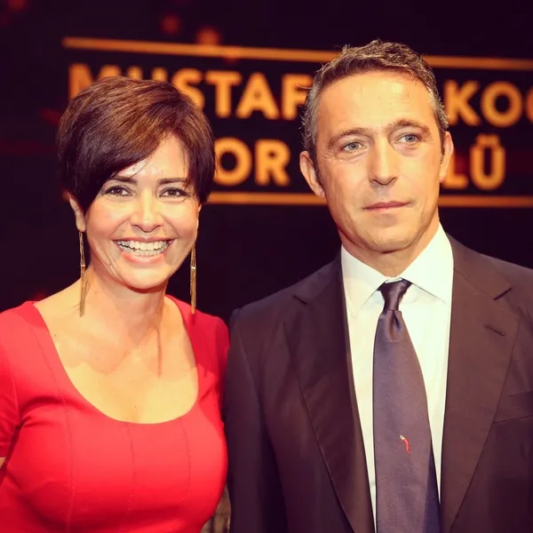 fondas-ozlem-gurses-yine-yalan-soyledi-kufru-6-ay-sonra-sikayet-etmis-1634555196876.jpg Fondaş Özlem Gürses yine yalan söyledi! Küfrü 6 ay sonra şikayet etmiş...-4