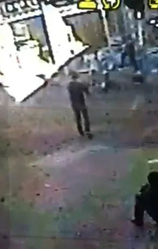 İstanbul'da pompalı dehşeti! Herkesin gözü önünde ateş açtı