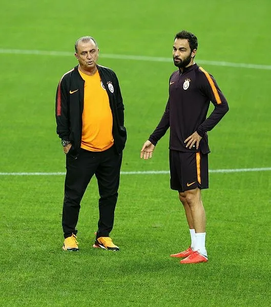 fatih-terim-galatasaraydan-gitti-ama-eli-hala-floryada-takimi-selcuk-inan-ve-necati-atese-emanet-etti-1622559764282.jpeg