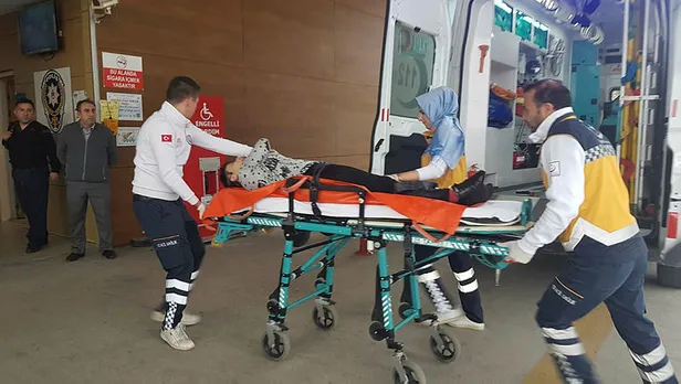 Bursa'da dehşet! Tartıştığı sevgilisini evinin bahçesinde bıçakladı-2
