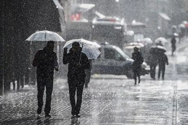 Meteoroloji'den son dakika sağanak yağış uyarısı | Bayramın ilk günü hava nasıl olacak?