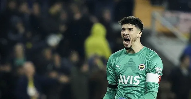 Fenerbahçe'de Altay Bayındır bombası! 4 yıllık imzayı attı