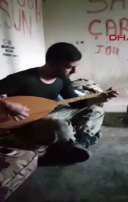 Afrin'deki Mehmetçik'ten duygulandıran türkü