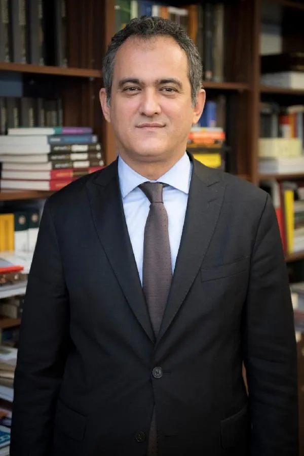 Milli Eğitim Bakanı Mahmut Özer: 2022'de Türkiye'de kütüphanesi olmayan okul kalmayacak-1