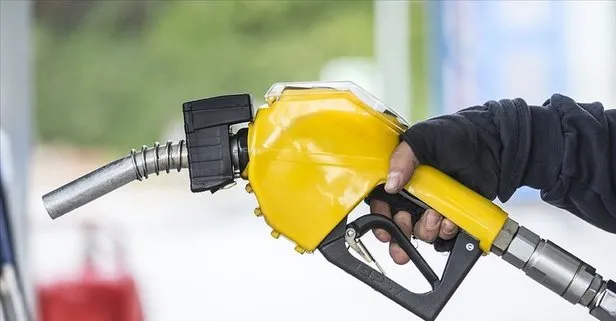 Benzine bir indirim daha