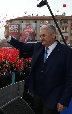 Başbakan: Evet'leri duydukça kuduruyorlar