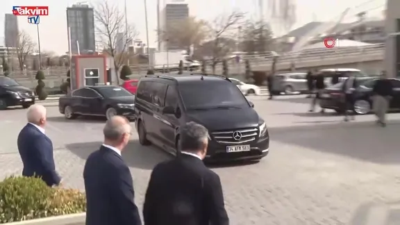 Ekrem İmamoğlu'nu Mansur Yavaş'ın özel kalemi karşıladı