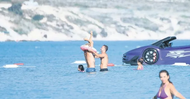 Rıza Kocaoğlu ve Caner Erkin çocuklarıyla deniz keyfinde!