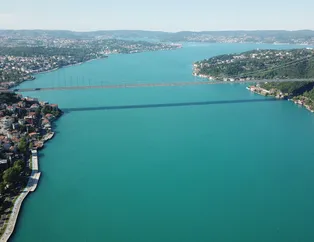 İstanbul Boğazı renk değiştirdi! Havadan görüntülendi