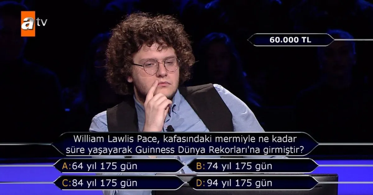 William Lawlis Pace, kafasındaki mermiyle ne kadar süre yaşayarak Guinness Dünya Rekorları'na girmiştir?