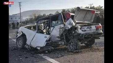 Milas'ta kaza! Tofaş kutu gibi ezildi