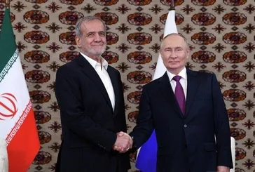 Putin Pezeşkiyan ile görüştü