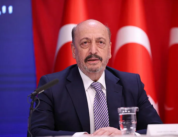 Bakan Bilgin canlı yayında duyurdu! EYT ve asgari ücret...