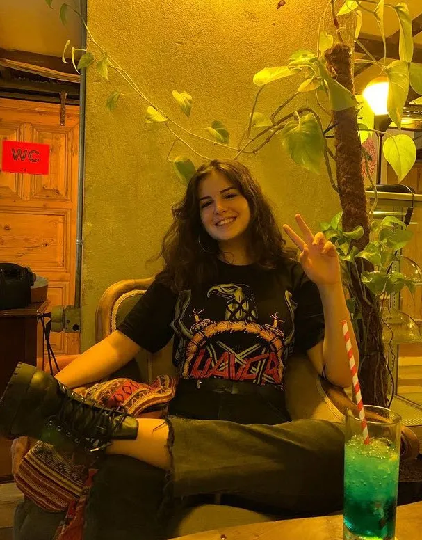 Kiralık Aşk'ın Esra'sı şimdi edalı mı edalı koskoca bir kız ! Melisa Giz Cengiz'i görenler inanamıyor-10