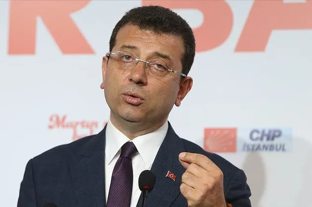 Usta yazar CHP'li İBB Başkanı İmamoğlu'nu topa tuttu: Etrafını saran yalakaların oyuncağı