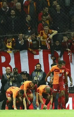 Galatasaraylı futbolculardan Kudüs'e destek