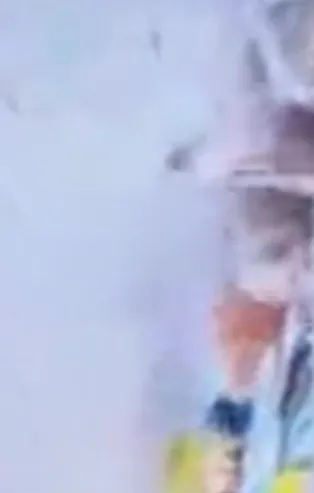 Çekmeköy'de otomobil markete daldı