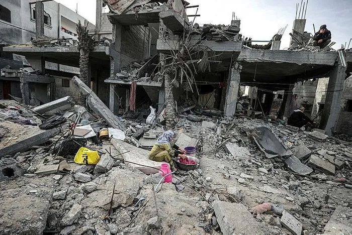 canli-takip-gazzedeki-katliamda-3-aya-girildi-katil-israil-hava-saldirilarini-surduruyor-mezarliklarda-yer-kal-1702017944664.jpeg CANLI TAKİP | Katil İsrail hava saldırılarını sürdürüyor! Çok sayıda Filistinli hayatını kaybetti-5