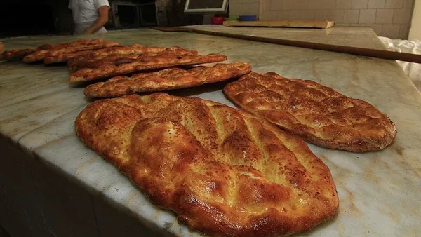 ramazan-pidesi-hangi-ilde-ne-kadar-olacak-ankara-izmir-antalya-trabzon-sakarya-ve-kocaeli-ramazan-pidesi-fiyatlari-1617789908150.jpg Ramazan pidesi hangi ilde ne kadar olacak? Ankara, İzmir, Antalya, Trabzon, Sakarya ve Kocaeli ramazan pidesi fiyatları...-2