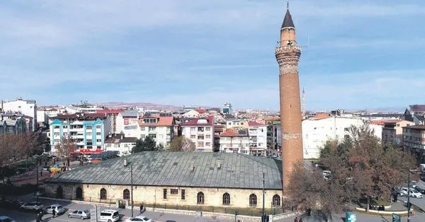 sivas taki ulu camii nin egik