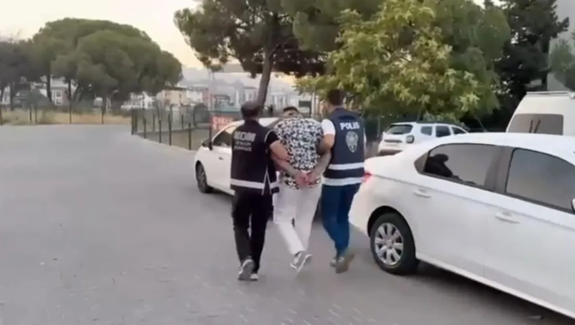 1785745736813.jpeg İzmir'de "Ençler" suç örgütüne yönelik soruşturmada yeni detaylar: Liderden tetikçiye tüm örgüt yapısı tek tek ortaya çıkarıldı-5