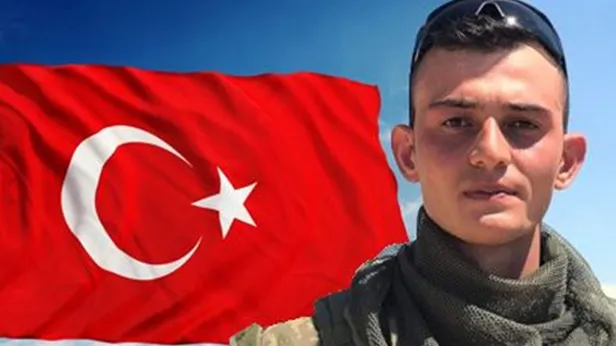 baskan-erdogandan-sehit-ailesine-taziye-mesaji-1619965787579.jpg Başkan Erdoğan'dan şehit ailesine taziye mesajı-1
