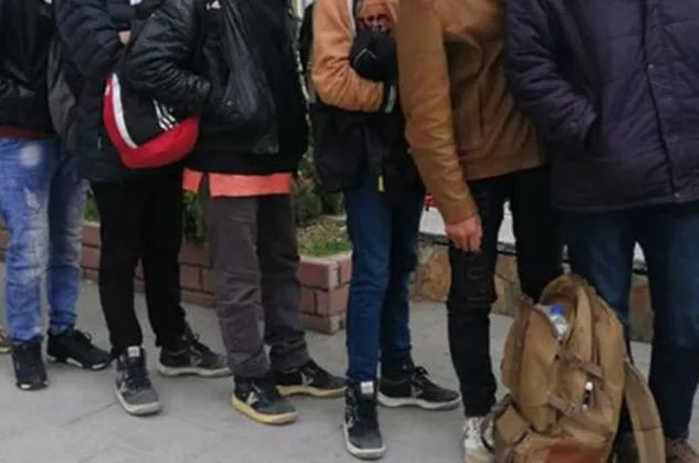 Kırklareli'nde düzensiz 13 göçmen yakalandı