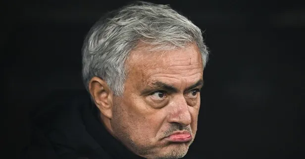 Jose Mourinho Fenerbahçe kariyerine büyük şokla başlıyor! Transferde flaş gelişme...