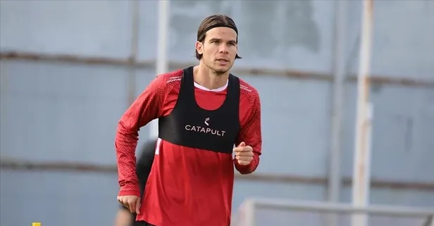 Charisis ödediği vergilerle övgüleri topladı