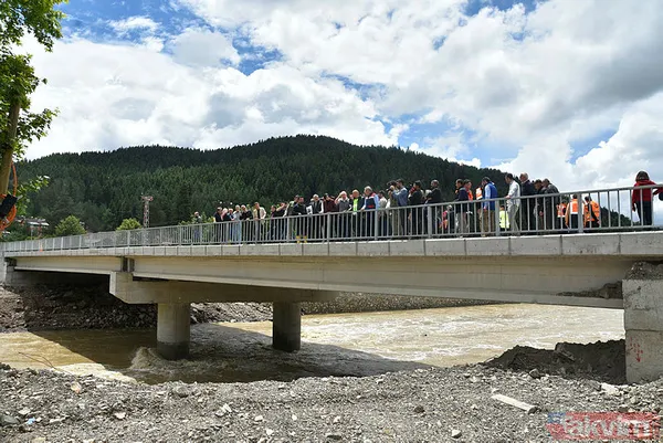 AFAD'dan Kastamonu ve Düzce'de meydana gelen sele dair son detaylar aktarılarak 7 bölge için yeni uyarı - 5