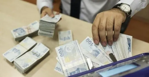 Kadınlar ve erkekler 56-57-58 ve 61 yaşında... Sigortalılık süresi, prim ödeme ve yaş şartı...