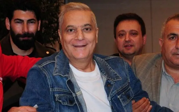 son-dakika-mehmet-ali-erbil-oldu-mu-mehmet-ali-erbile-ne-oldu-saglik-durumu-nasil-1644753357476.jpg Son dakika: Mehmet Ali Erbil öldü mü? Mehmet Ali Erbil'e ne oldu, sağlık durumu nasıl?-4