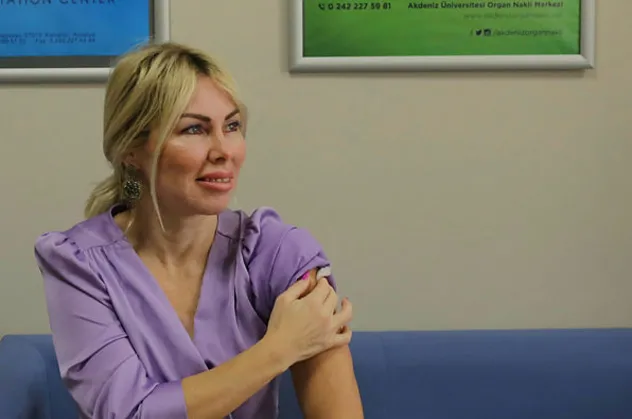 Çin aşısını gönüllü yaptıran Prof. Dr. Özlenen Özkan yan etkilerini açıkladı