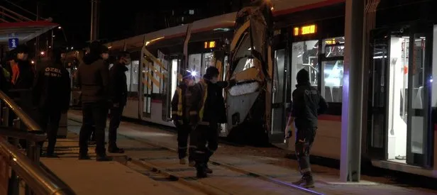 Aynı rayda giden iki tramvay çarpıştı: Yaralılar var