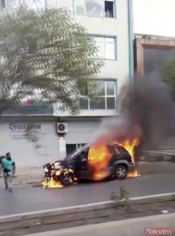 Ümraniye'de dehşet anları! Otomobilini yakıp polise bıçakla saldırdı... Ölü ve yaralılar var - 10