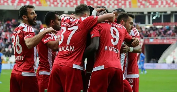 Maç sonucu: Demir Grup Sivasspor 2-0 Kasımpaşa