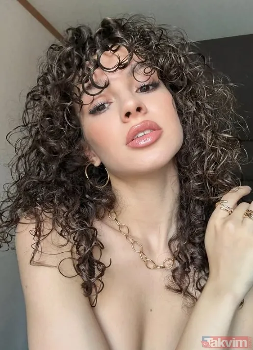 Su Burcu Yazgı Coşkun'dan Danimarka pozları: Kar altındaki kış stilini sergiledi - 7