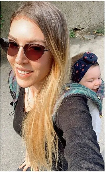 1652724575721.jpeg Sinem Kobal ve Kenan İmirzalıoğlu çiftinin en mutlu günü! Minik bebek Leyla dünyaya geldi, sosyal medyaya yorum yağdı-4