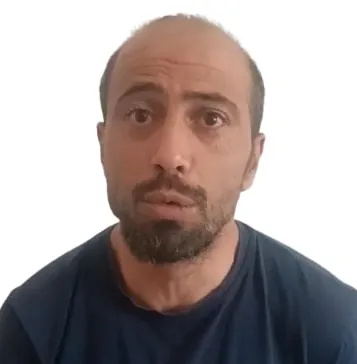 bursada-kan-donduran-baba-vahseti-3-kucuk-yavrusunun-kanina-girdi-2sini-kesici-alet-1ini-bogarak-oldurdu-anne-1717007414213.jpg Bursa'da kan donduran baba vahşeti! 3 küçük yavrusunun kanına girdi: 2'sini kesici alet, 1'ini boğarak öldürdü! Anne detayı ise...-5