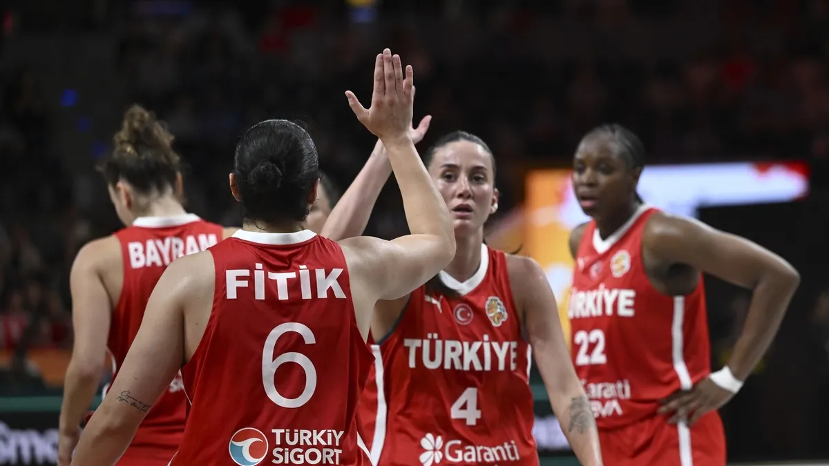 Photo: takvim.com.tr Turkey Falls to Australia 87-71 in FIBA Women's Basketball World Cup