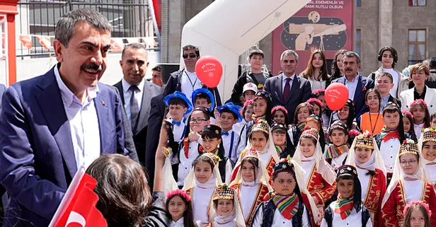 MEB'den jet gibi takvim: '24 Nisan'da okullar tatil mi' sorusu netleşti! Salı ve çarşamba günü ders yok! 5.6.7.8.9.10.11.12. sınıflar ve öğretmenler...