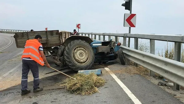 Bursa'da kaza yapan traktör sürücüsü bariyeri aşıp uçuruma düştü-1