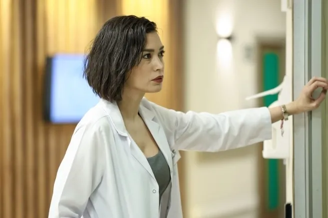 bahar-41-bolum-izle-show-tvde-yayinlanan-bahar-dizisinde-son-bolum-neler-oldu-1744201573746.jpg
