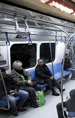 Metro seferleri normale döndü